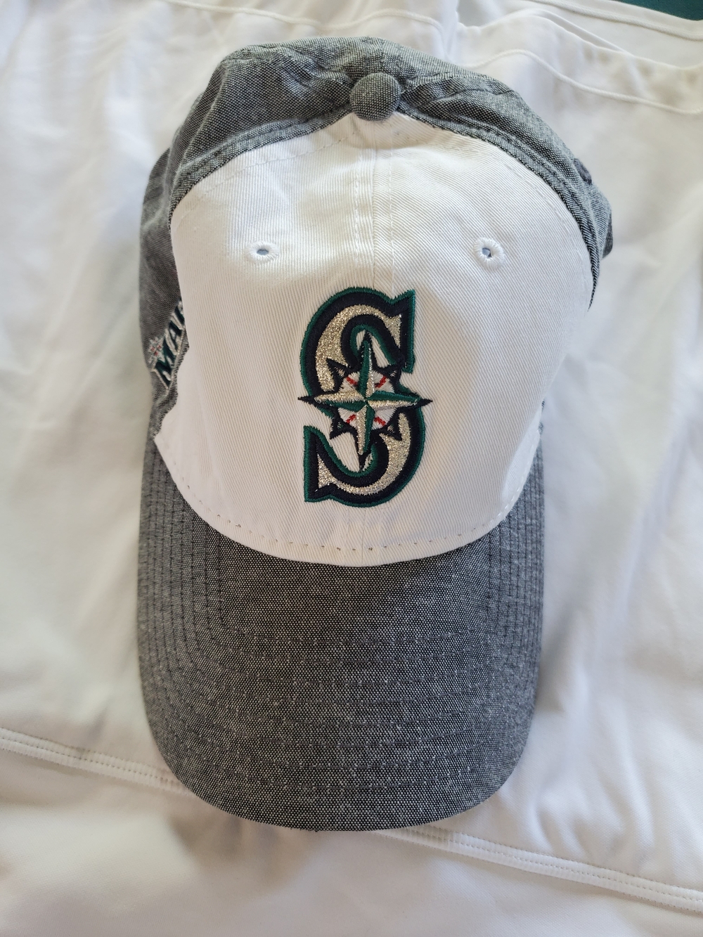 New Era Seattle Mariners Baseball Cap in Gray, White & Teal
